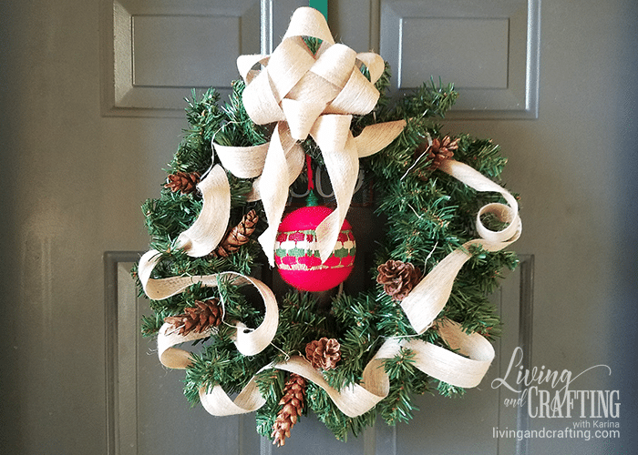 DIY Burlap Christmas Wreath front door