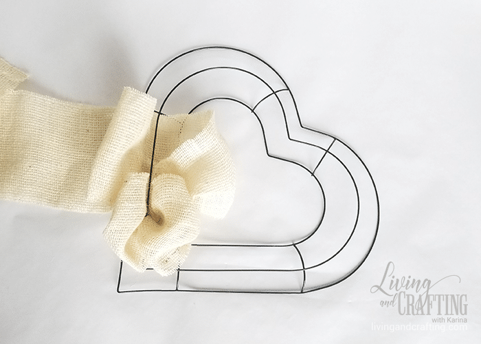 Burlap Heart Valentine's Day Wreath 7