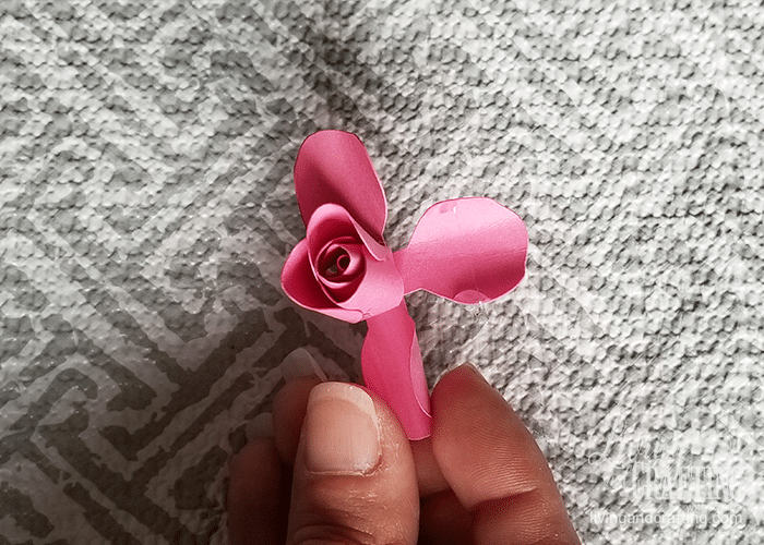 mini paper rose 11