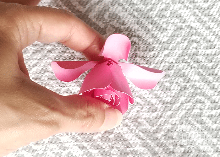 mini paper rose 17