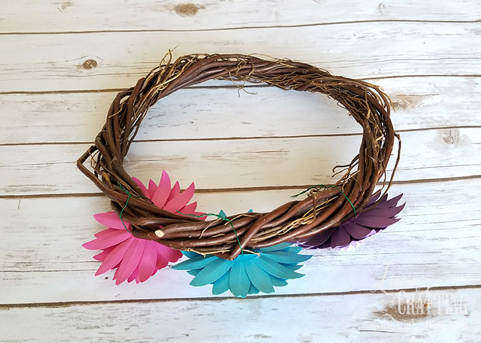 Rustic Spring Wreath 4