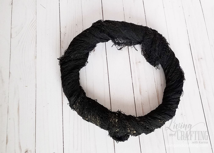 Easy Halloween Witch Wreath 2